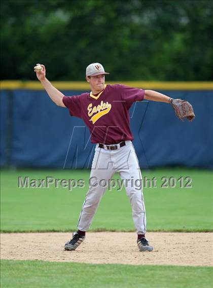 Thumbnail 2 in Oneonta vs. Wayland-Cohocton (NYSPHSAA Class B Semifinal) photogallery.
