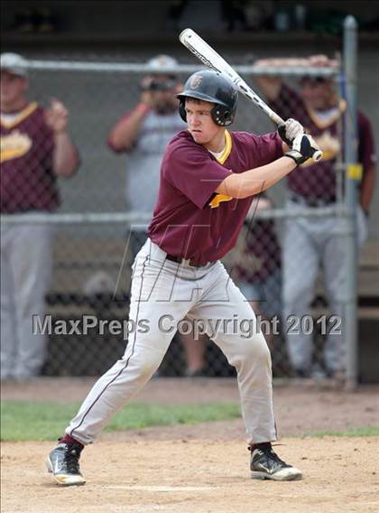 Thumbnail 3 in Oneonta vs. Wayland-Cohocton (NYSPHSAA Class B Semifinal) photogallery.