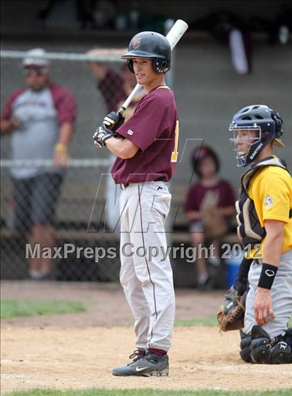 Thumbnail 1 in Oneonta vs. Wayland-Cohocton (NYSPHSAA Class B Semifinal) photogallery.
