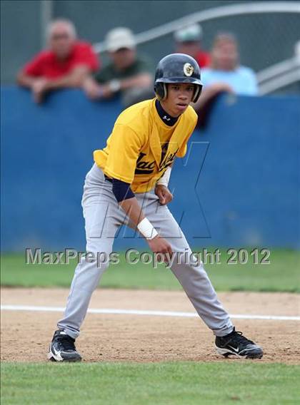 Thumbnail 2 in Oneonta vs. Wayland-Cohocton (NYSPHSAA Class B Semifinal) photogallery.
