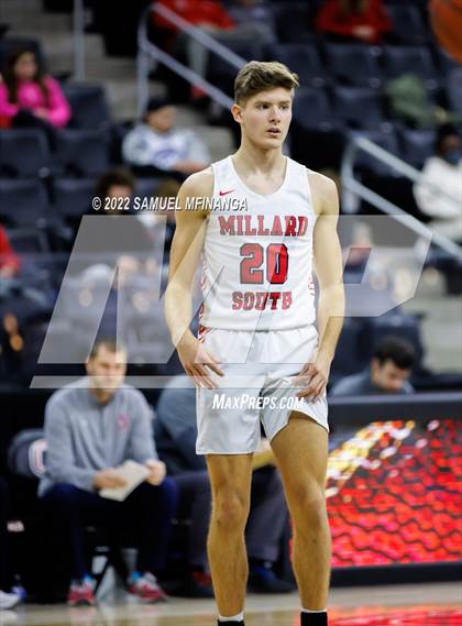 Thumbnail 3 in Millard South vs. Benson photogallery.