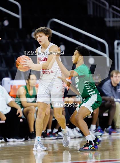 Thumbnail 2 in Millard South vs. Benson photogallery.