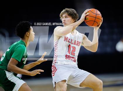 Thumbnail 1 in Millard South vs. Benson photogallery.