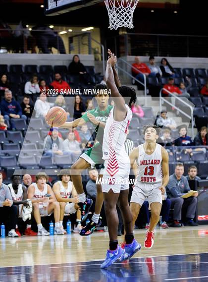 Thumbnail 3 in Millard South vs. Benson photogallery.