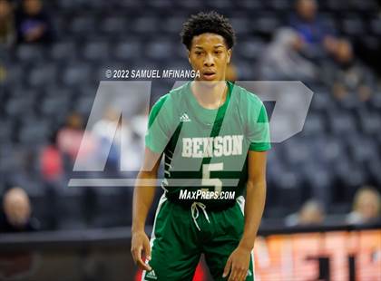 Thumbnail 2 in Millard South vs. Benson photogallery.