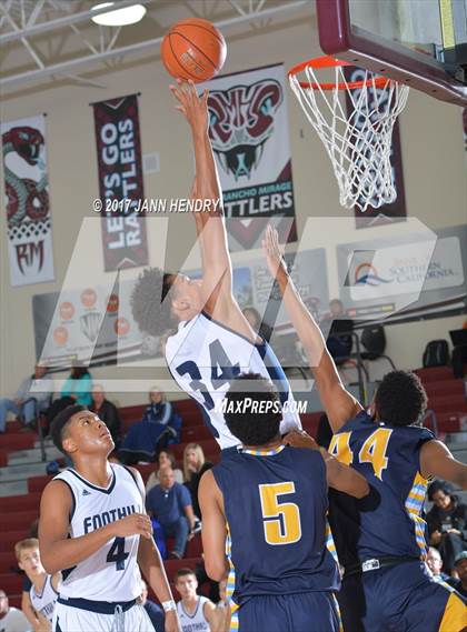 Thumbnail 3 in Los Osos vs. Foothill (Rancho Mirage Holiday Invitational) photogallery.