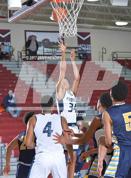 Thumbnail 1 in Los Osos vs. Foothill (Rancho Mirage Holiday Invitational) photogallery.