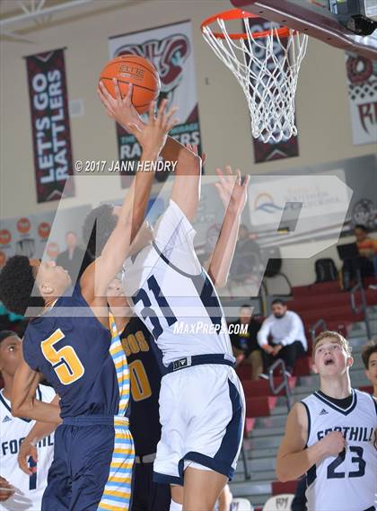 Thumbnail 1 in Los Osos vs. Foothill (Rancho Mirage Holiday Invitational) photogallery.