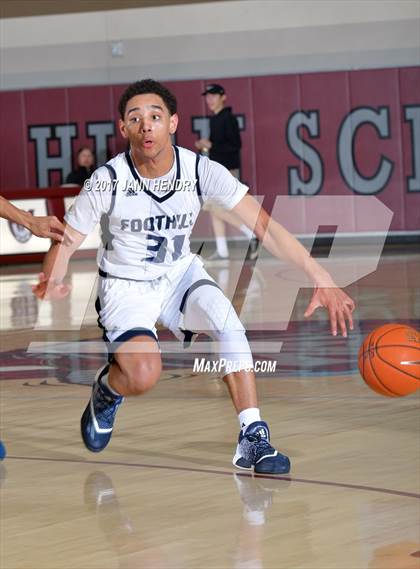 Thumbnail 3 in Los Osos vs. Foothill (Rancho Mirage Holiday Invitational) photogallery.