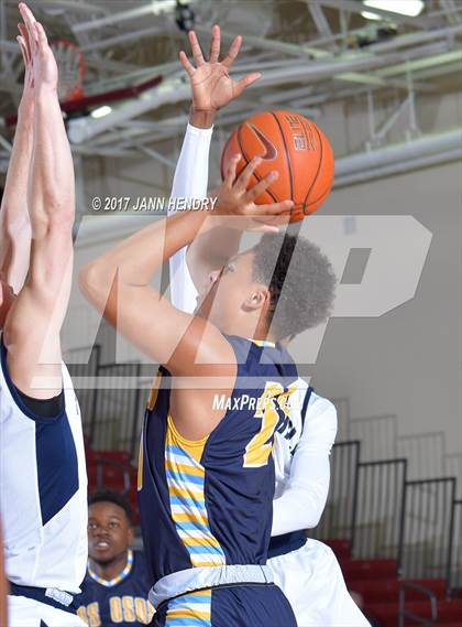 Thumbnail 3 in Los Osos vs. Foothill (Rancho Mirage Holiday Invitational) photogallery.