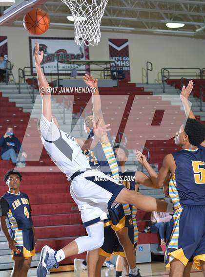 Thumbnail 3 in Los Osos vs. Foothill (Rancho Mirage Holiday Invitational) photogallery.