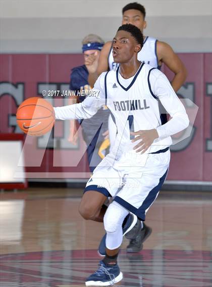 Thumbnail 2 in Los Osos vs. Foothill (Rancho Mirage Holiday Invitational) photogallery.