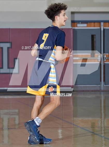 Thumbnail 2 in Los Osos vs. Foothill (Rancho Mirage Holiday Invitational) photogallery.