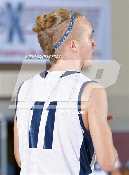 Thumbnail 2 in Los Osos vs. Foothill (Rancho Mirage Holiday Invitational) photogallery.