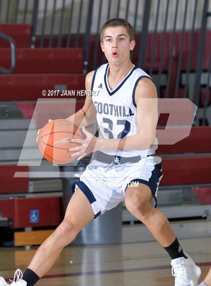 Thumbnail 2 in Los Osos vs. Foothill (Rancho Mirage Holiday Invitational) photogallery.