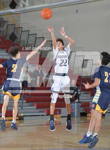 Thumbnail 3 in Los Osos vs. Foothill (Rancho Mirage Holiday Invitational) photogallery.