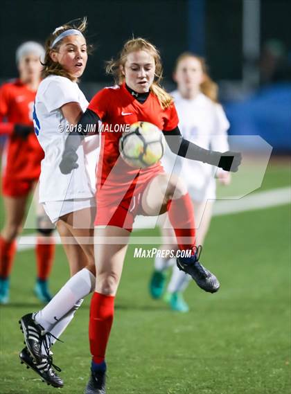 Thumbnail 2 in Carondelet vs. Foothill (CIF NCS D1 Semifinals) photogallery.