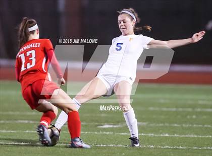 Thumbnail 1 in Carondelet vs. Foothill (CIF NCS D1 Semifinals) photogallery.