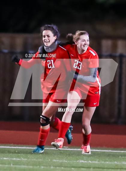 Thumbnail 2 in Carondelet vs. Foothill (CIF NCS D1 Semifinals) photogallery.