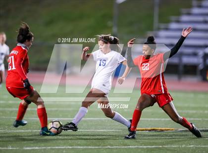 Thumbnail 2 in Carondelet vs. Foothill (CIF NCS D1 Semifinals) photogallery.