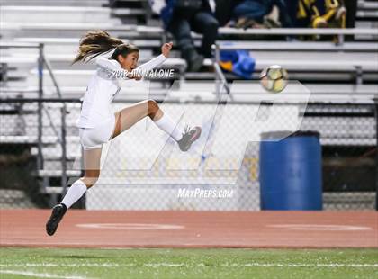 Thumbnail 1 in Carondelet vs. Foothill (CIF NCS D1 Semifinals) photogallery.
