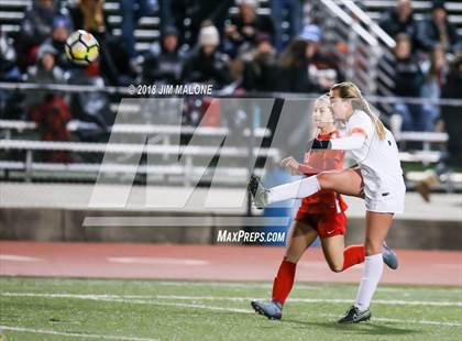 Thumbnail 1 in Carondelet vs. Foothill (CIF NCS D1 Semifinals) photogallery.
