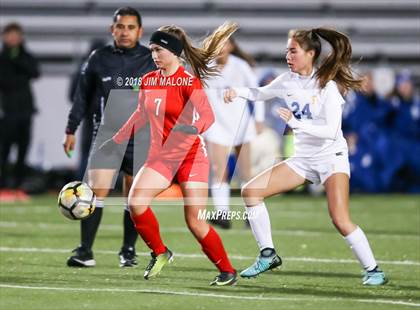 Thumbnail 2 in Carondelet vs. Foothill (CIF NCS D1 Semifinals) photogallery.