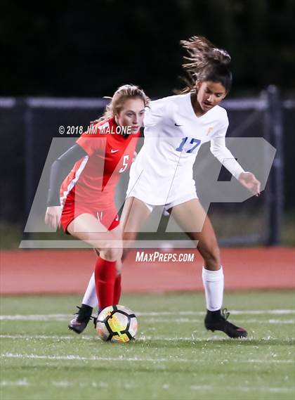 Thumbnail 2 in Carondelet vs. Foothill (CIF NCS D1 Semifinals) photogallery.