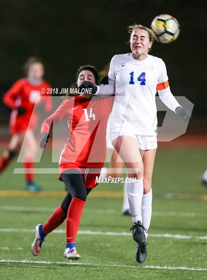 Thumbnail 2 in Carondelet vs. Foothill (CIF NCS D1 Semifinals) photogallery.