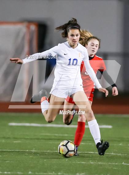 Thumbnail 1 in Carondelet vs. Foothill (CIF NCS D1 Semifinals) photogallery.