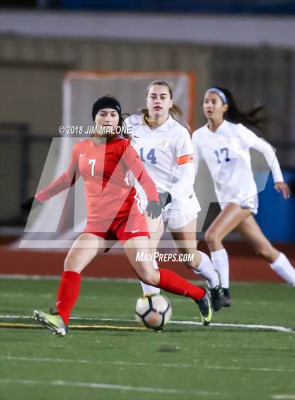 Thumbnail 3 in Carondelet vs. Foothill (CIF NCS D1 Semifinals) photogallery.