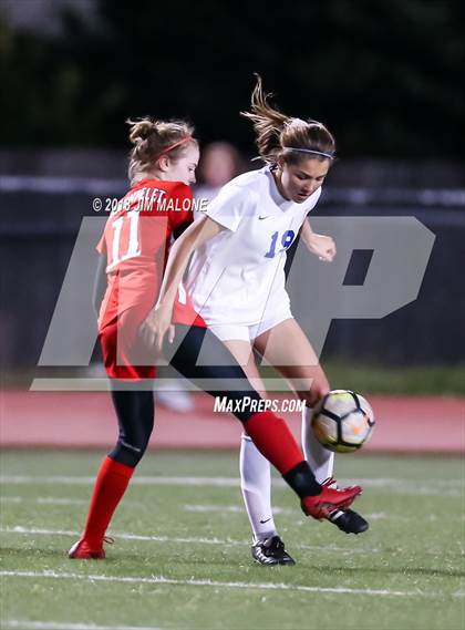 Thumbnail 2 in Carondelet vs. Foothill (CIF NCS D1 Semifinals) photogallery.
