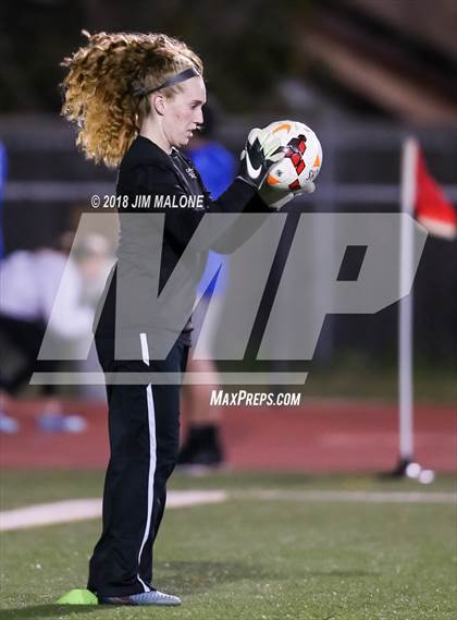 Thumbnail 2 in Carondelet vs. Foothill (CIF NCS D1 Semifinals) photogallery.