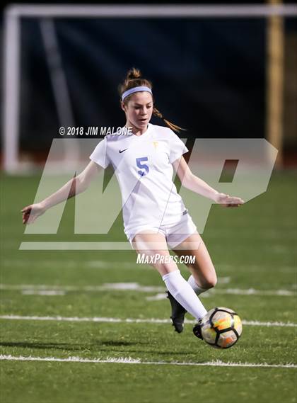 Thumbnail 3 in Carondelet vs. Foothill (CIF NCS D1 Semifinals) photogallery.