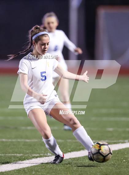 Thumbnail 1 in Carondelet vs. Foothill (CIF NCS D1 Semifinals) photogallery.