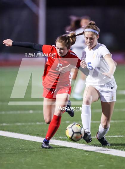 Thumbnail 2 in Carondelet vs. Foothill (CIF NCS D1 Semifinals) photogallery.
