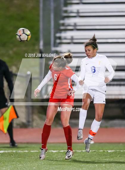 Thumbnail 1 in Carondelet vs. Foothill (CIF NCS D1 Semifinals) photogallery.