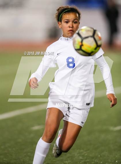 Thumbnail 2 in Carondelet vs. Foothill (CIF NCS D1 Semifinals) photogallery.