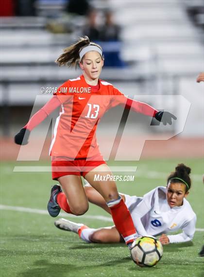 Thumbnail 2 in Carondelet vs. Foothill (CIF NCS D1 Semifinals) photogallery.