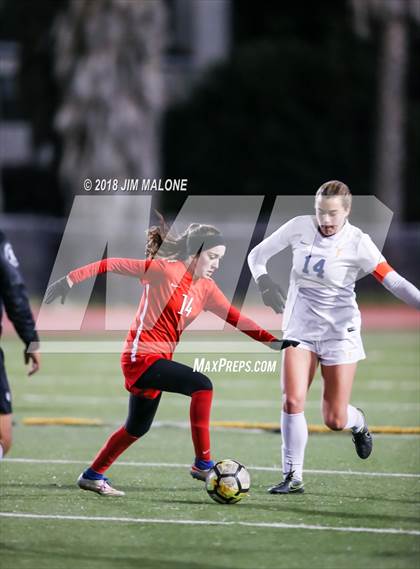 Thumbnail 3 in Carondelet vs. Foothill (CIF NCS D1 Semifinals) photogallery.