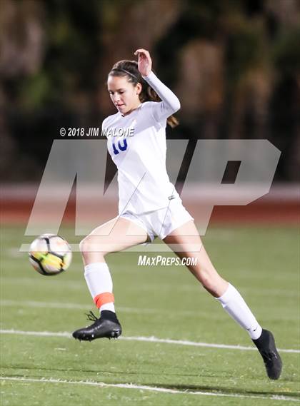 Thumbnail 2 in Carondelet vs. Foothill (CIF NCS D1 Semifinals) photogallery.