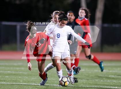 Thumbnail 3 in Carondelet vs. Foothill (CIF NCS D1 Semifinals) photogallery.