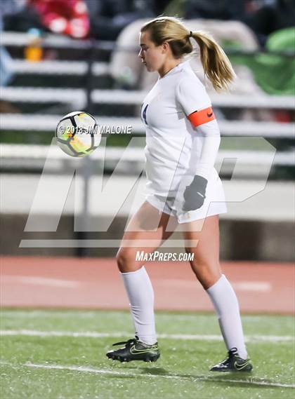 Thumbnail 1 in Carondelet vs. Foothill (CIF NCS D1 Semifinals) photogallery.