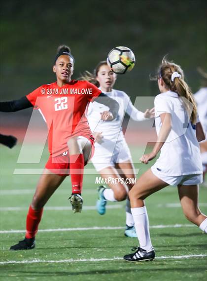 Thumbnail 3 in Carondelet vs. Foothill (CIF NCS D1 Semifinals) photogallery.