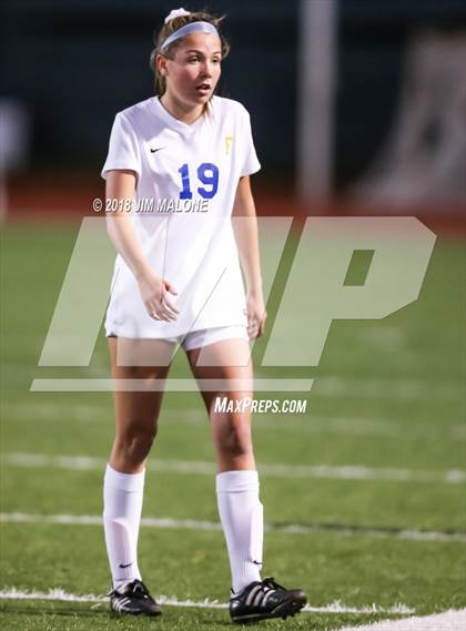 Thumbnail 2 in Carondelet vs. Foothill (CIF NCS D1 Semifinals) photogallery.