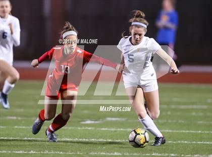 Thumbnail 2 in Carondelet vs. Foothill (CIF NCS D1 Semifinals) photogallery.