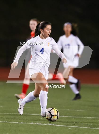 Thumbnail 1 in Carondelet vs. Foothill (CIF NCS D1 Semifinals) photogallery.