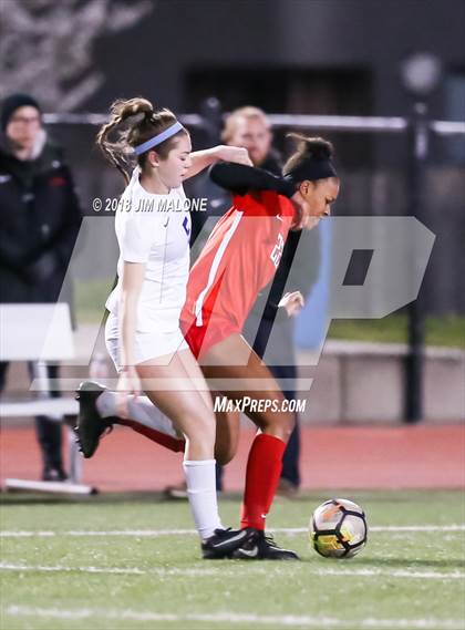 Thumbnail 1 in Carondelet vs. Foothill (CIF NCS D1 Semifinals) photogallery.