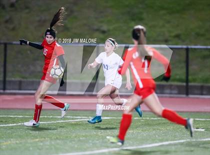 Thumbnail 2 in Carondelet vs. Foothill (CIF NCS D1 Semifinals) photogallery.