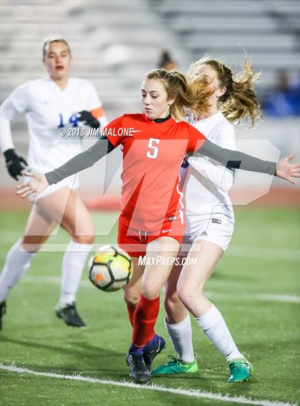 Thumbnail 3 in Carondelet vs. Foothill (CIF NCS D1 Semifinals) photogallery.